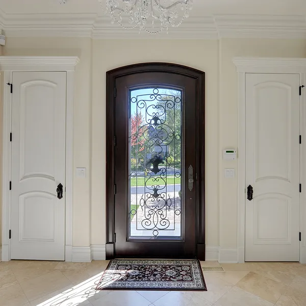 أبواب خارجية مزخرفة عازلة للحرارة مع تشطيبات خشبية