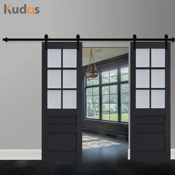 باب الحظيرة الخشبي ذو الجيب الداخلي لخزانة الملابس المنزلقة من مصنع Kudas مع الأجهزة