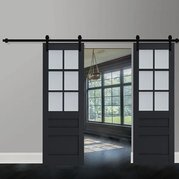 باب خشبي من مادة PVC باللون البني للحظيرة الداخلية من مصنع Kudas لغرفة النوم