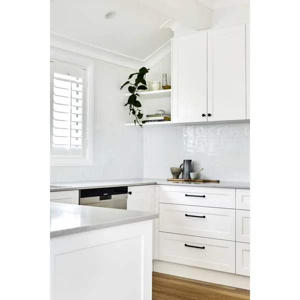 لوحة بولي كلوريد الفينيل حديثة لملف تعريف لخزانة مطبخ الزاوية السحرية