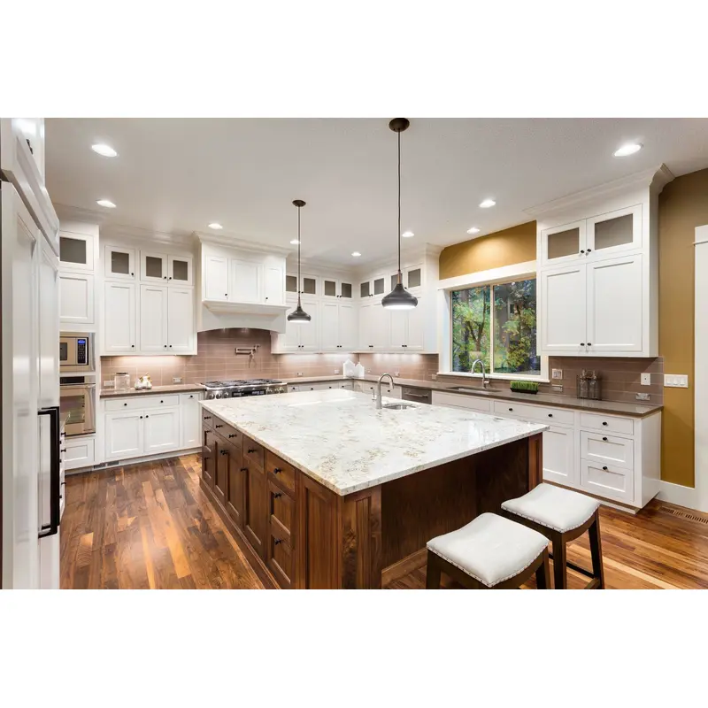 خزانة مطبخ بيضاء مجمعة مسبقًا