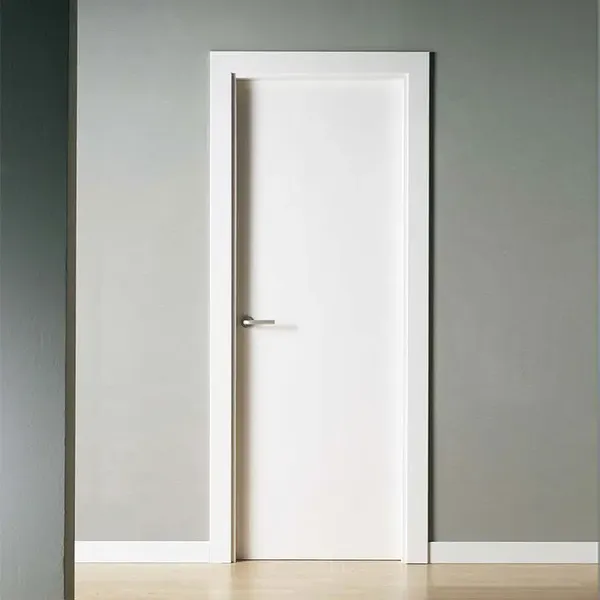 باب دافق أبيض من الخشب الصلب مصنوع من خدمة التعليق المسبق للباب الداخلي