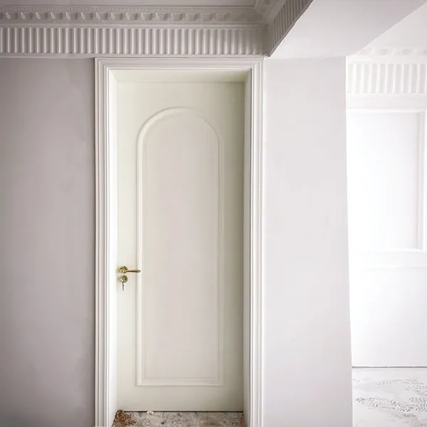 مؤسسة الفيلا الداخلية صامتة ذات جودة عالية باب خشبي أنيق