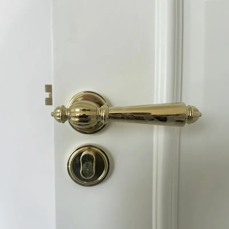 مؤسسة الفيلا الداخلية صامتة ذات جودة عالية باب خشبي أنيق