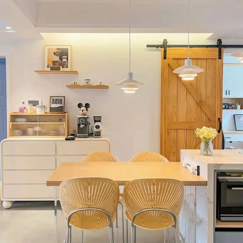 أبواب داخلية مقاومة للحريق، باب شاكر خشبي داخلي متين