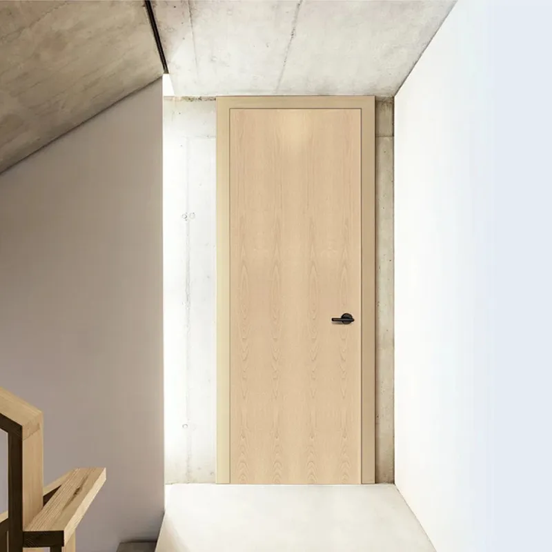 باب داخلي خشبي متين للمنزل مع معالجة سطحية للطلاء