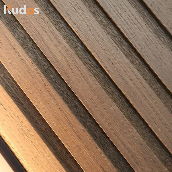 أبواب رئيسية لفيلا الفندق مدخل خارجي باب خشبي فولاذي