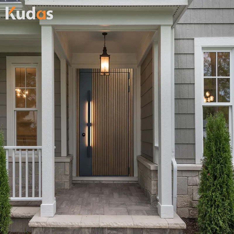 أبواب رئيسية لفيلا الفندق مدخل خارجي باب خشبي فولاذي