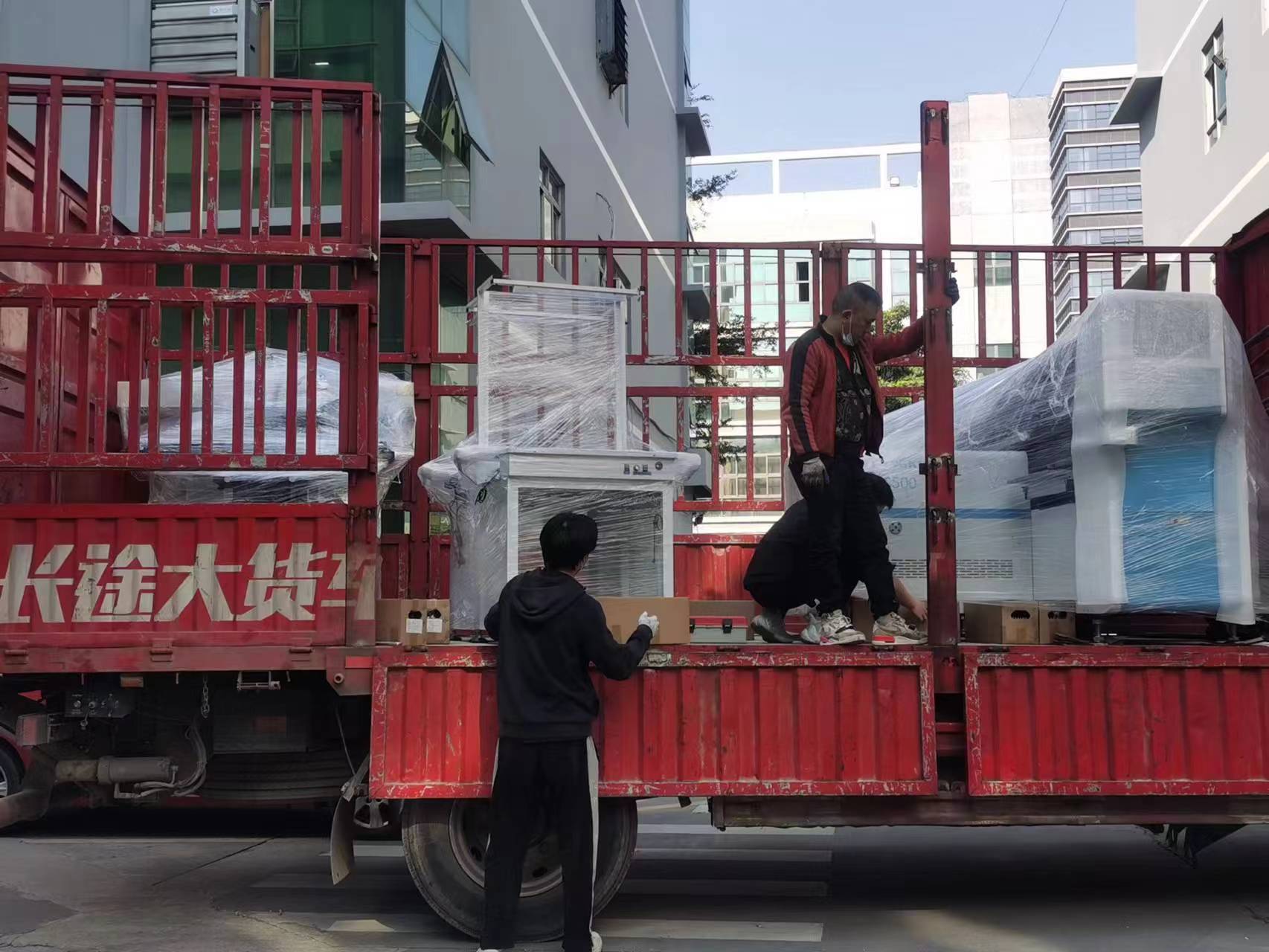 langke s500 led monteur et imprimante de pâte à souder s1200 expédier à l'usine du client chinois