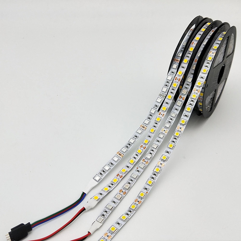 la machine peut fabriquer différents types de lumière linéaire à led