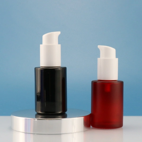 30ml white pump flat shoudler glass bottle