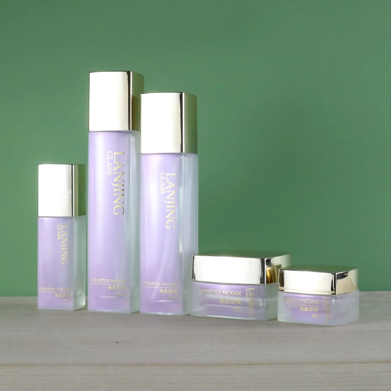 Wholesale Empty Square Glass Essential Oil Perfume Pump Bottles