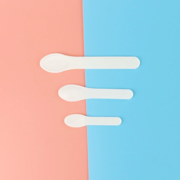 150g Glass Jar Plastic Face Cream Mixing Spoon  Spatulas 