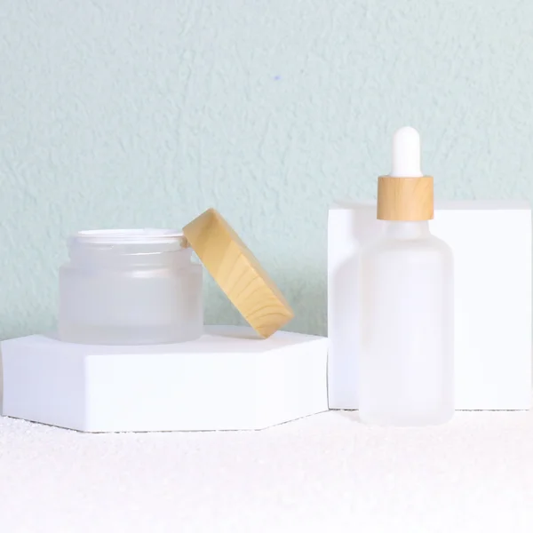 cosmetic mask jar facial cream containers with white black silver lid