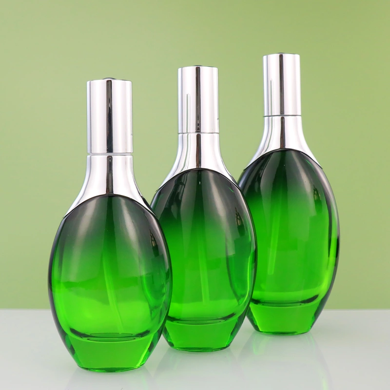 black skincare cosmetic glass bottle set with pump lotion cap