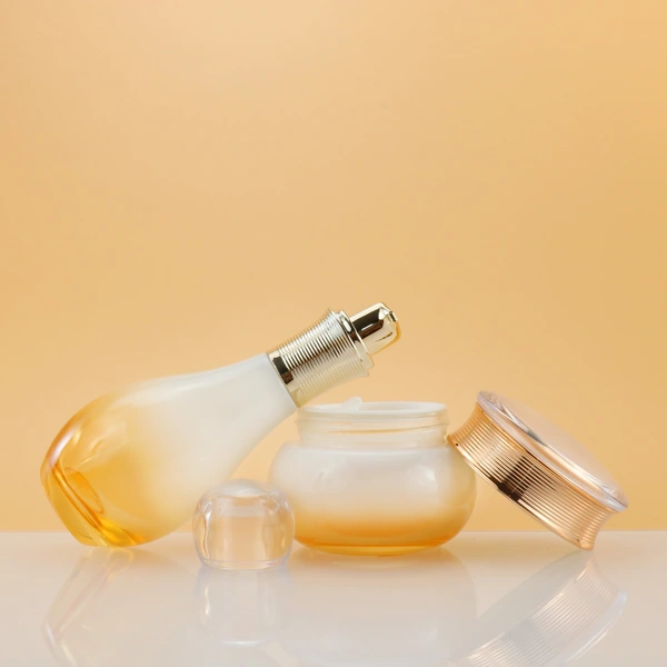 cosmetic glass bottle packaging skin care lotion bottle set