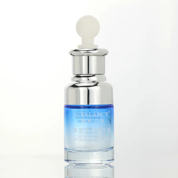 Clear Glass Serum Bottle Amber Essential Oil Glass Dropper Bottles