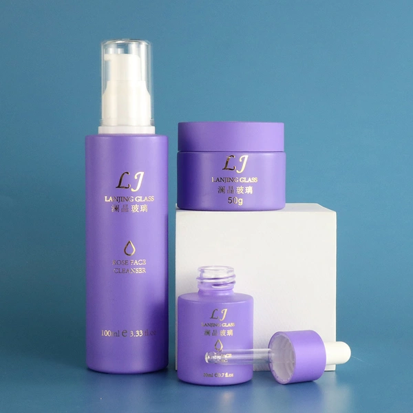 Unique custom cosmetic glass pump cream lotion glass bottle