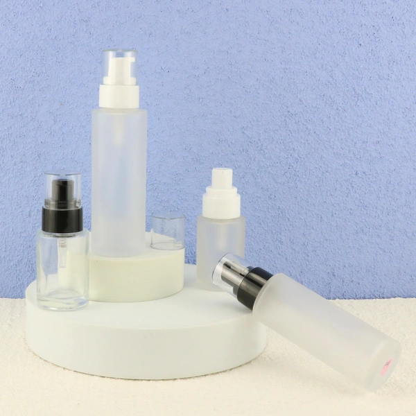 Customized Frost Cosmetic Lotion Glass Bottle With lotion Pump