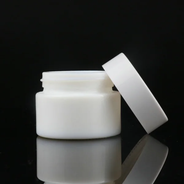 30g 50g Customized frosted cosmetic glass cream jar with silver lid