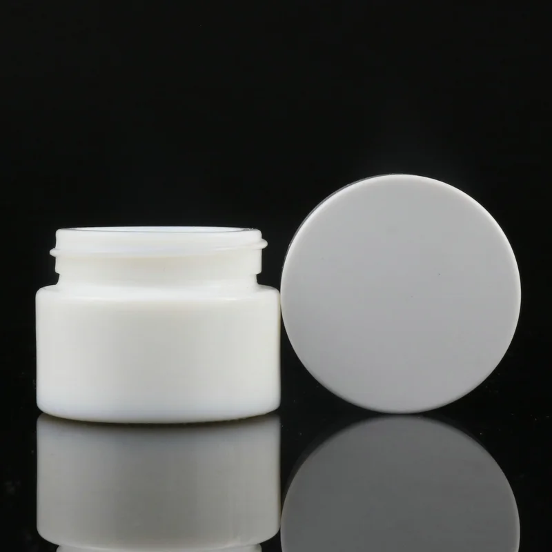 30g 50g Customized frosted cosmetic glass cream jar with silver lid