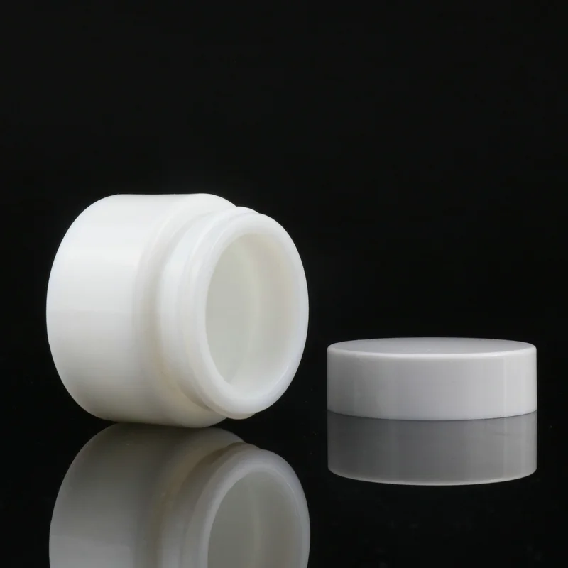 30g 50g Customized frosted cosmetic glass cream jar with silver lid