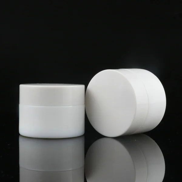 30g 50g Customized frosted cosmetic glass cream jar with silver lid