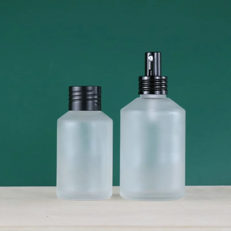 luxury cosmetic containers and packaging spray pump bottle 