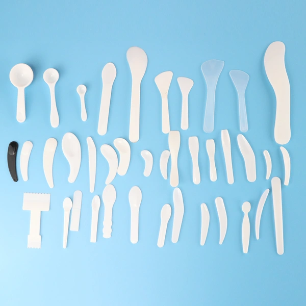 Wholesale cosmetic face spoon