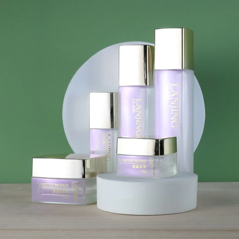 empty frosted glass spray bottle for skin care