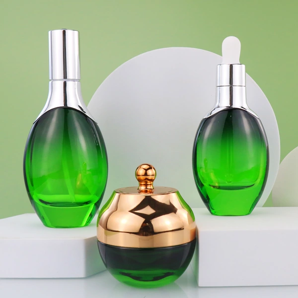 Cosmetic Green Bottle And Droppers Essential Oil Glass Bottle