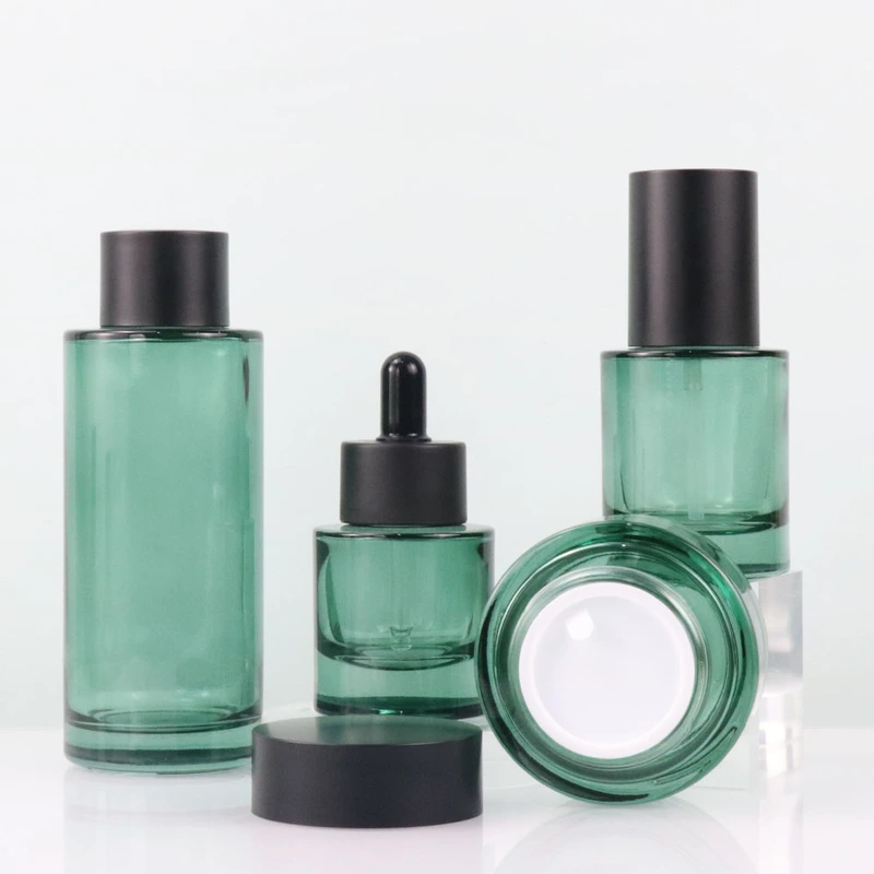 Green Skincare Packaging Hot Sale Cosmetic Bottle Sets