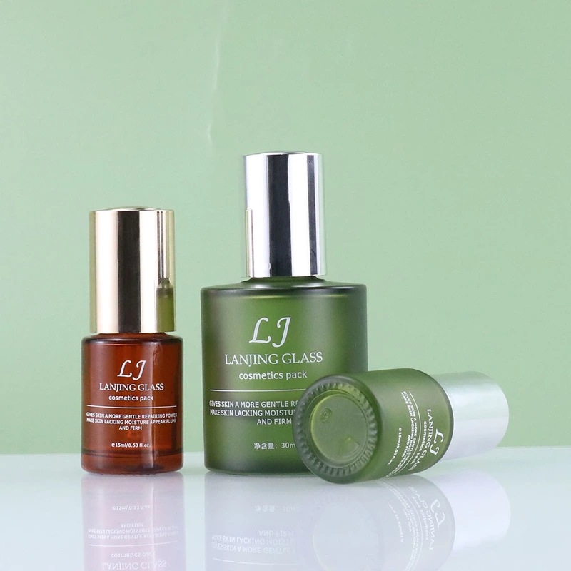 transparent glass serum bottle