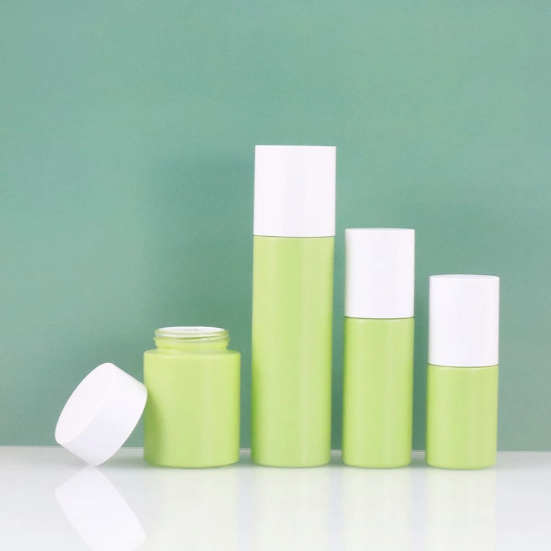 Wholesale Cosmetic Glass Bottle Skincare Packaging