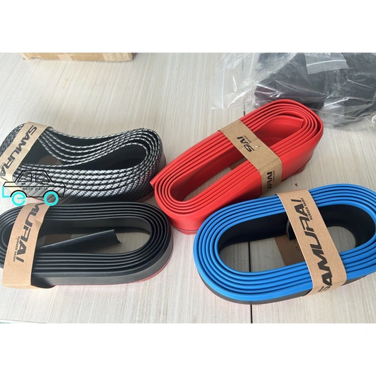 2.5M Universal Carbon Fiber Color Rubber Front Bumper Lip Stickers Protector Samurai Front Lip for All Cars Sedans Hatchback