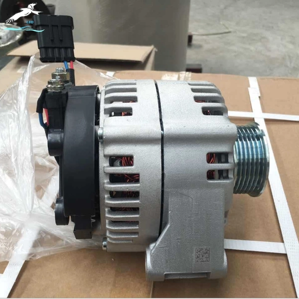 SINOTRUK HOWO truck engine alternator VG1560090011|LEO Auto Parts 