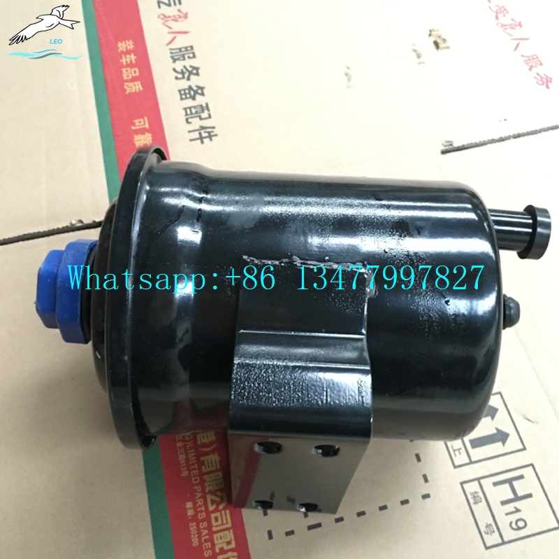 WG9725470060转向油罐2.jpg