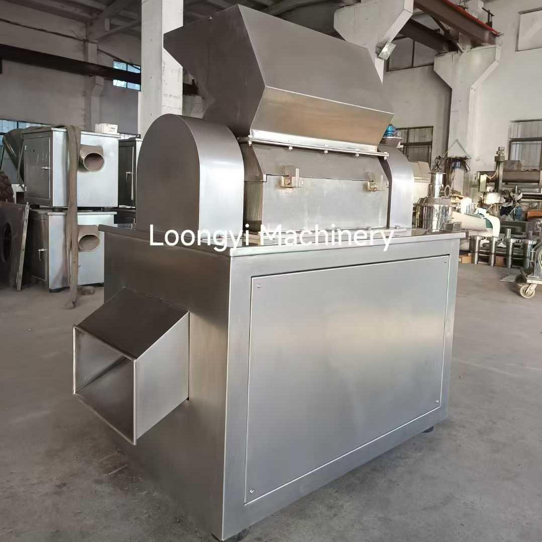 A WF-400 coarse crusher was sent to Italy