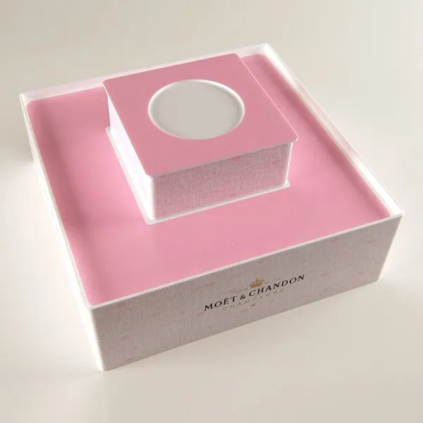  Acrylic wine bottle holder