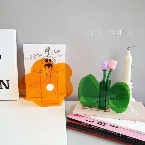 Acrylic Coloured vase