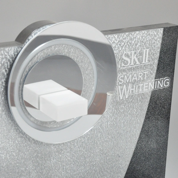 cosmetic display counter, display for cosmetics