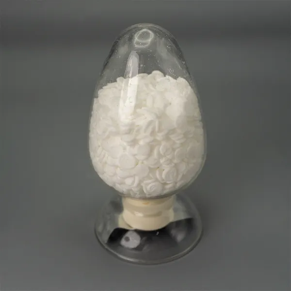 Mat Vehicle- Chemical products- Steartrimonium Methosulfate(and) Isopropanol(and) Cetearyl Alcohol - CAS No.: 18684-11-2