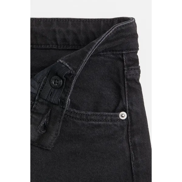 Black Loose Fit High Waist Jeans | Comfortable and Stylish