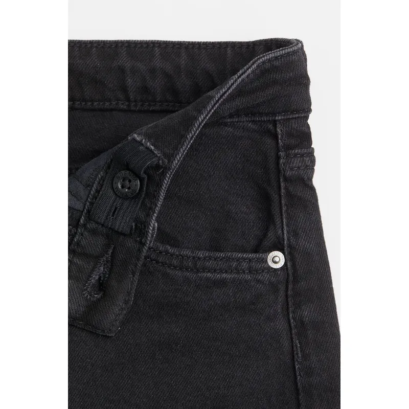 Black Loose Fit High Waist Jeans | Comfortable and Stylish