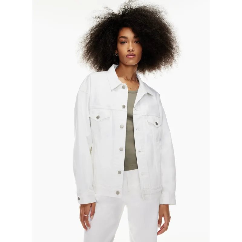 Shop Women’s Autumn White Denim Jacket | Trendy Outerwear | Fashion Essential