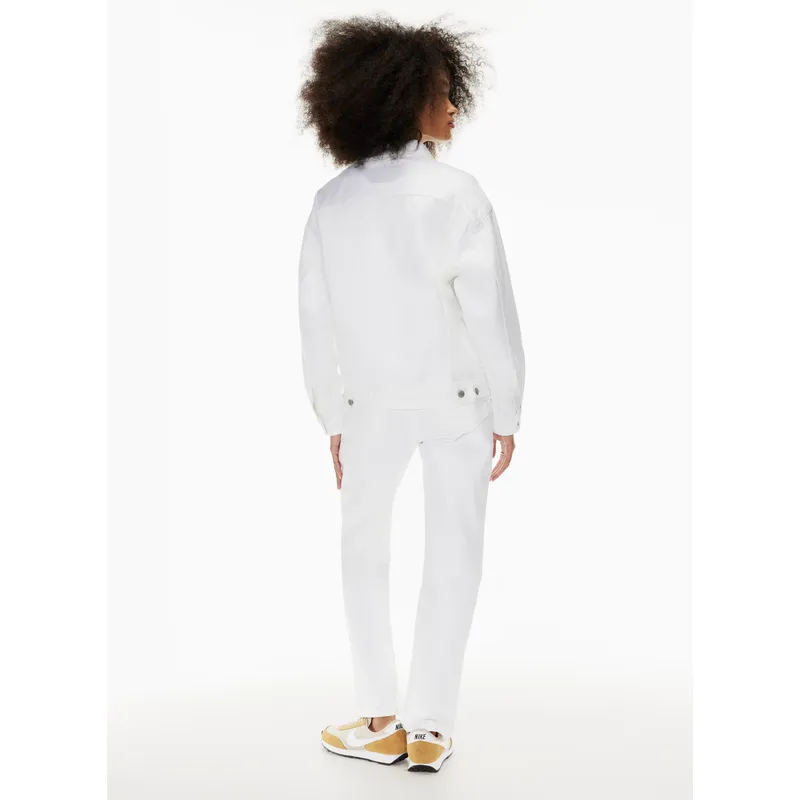 Shop Women’s Autumn White Denim Jacket | Trendy Outerwear | Fashion Essential