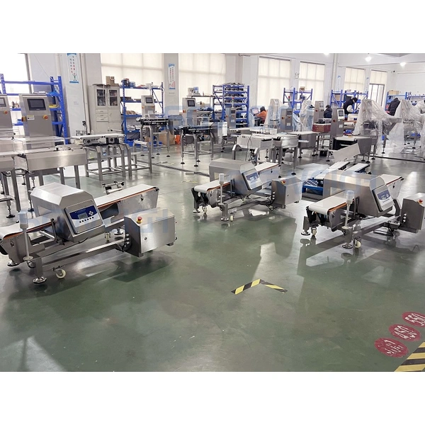 Incline Conveyor Digital Metal Detector Machine for Food Industry High Speed Slope Metal Detector