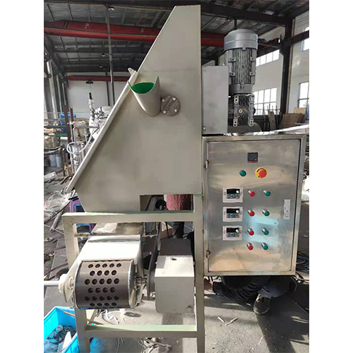 Machine de découpe/cuisson/étirage/moulage de fromage mozzarella pour un client algérien