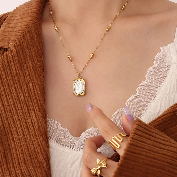 Two Tone Color Rose Flower Pendant Necklace