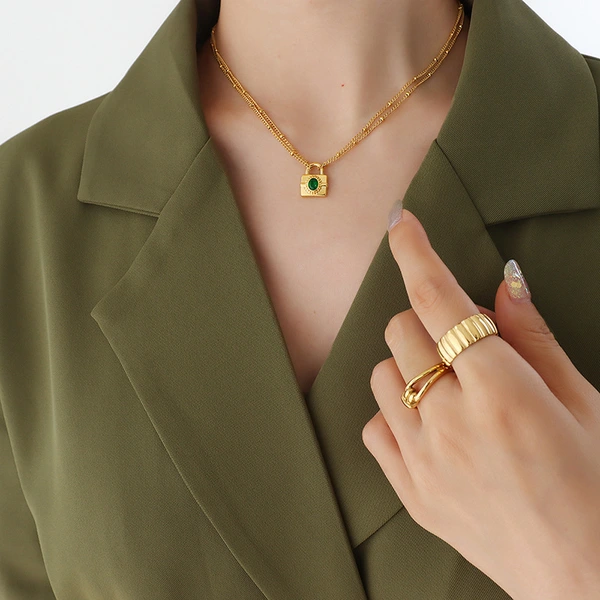 Stone Setting Padlock Pendant Necklace and Earrings Jewelry Set